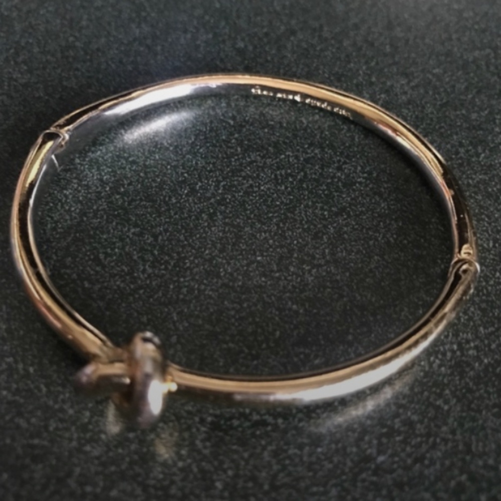 Kate Spade New York Sailors Knot Hinged Bangle Bracelet - Picture 12 of 16
